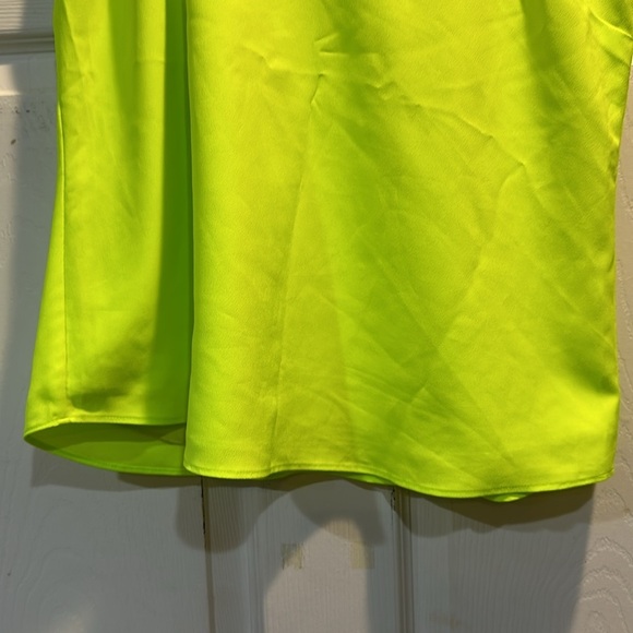 J Crew Neon Yellow Scalloped Satin Tank Top 6 - Picture 4 of 6